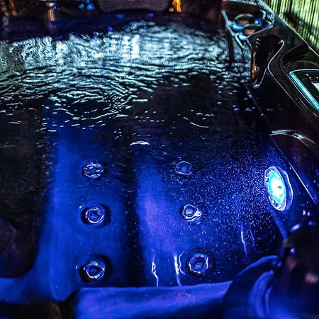 Spatio - Jacuzzi Prive - 20min Disneyland Paris Holiday home *