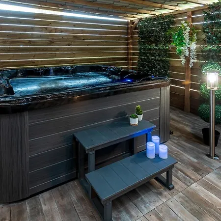 Spatio - Jacuzzi Prive - 20min Disneyland Paris Holiday home *